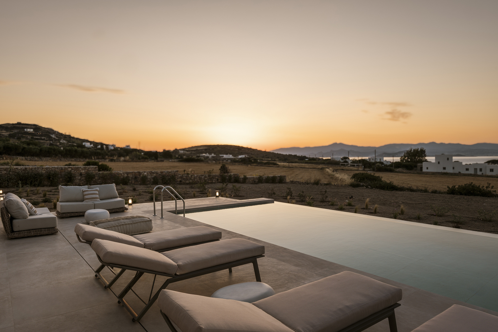 Dyo Villas Paros